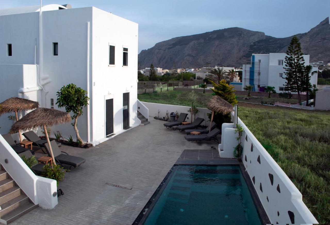 Sun Springs Suites Kamari  Exterior photo